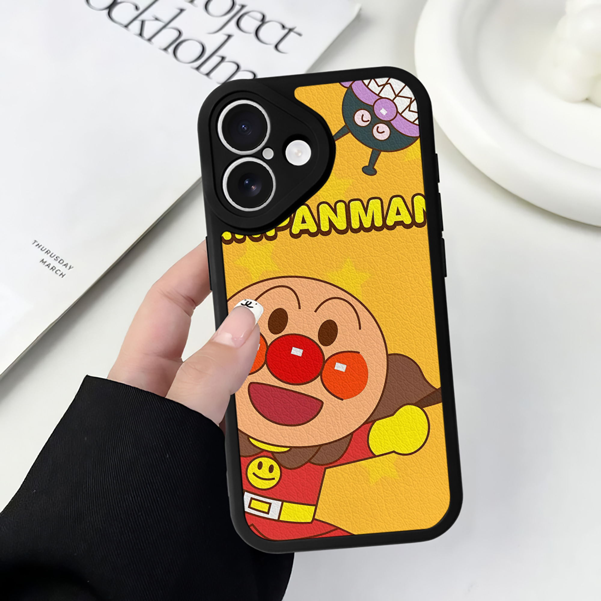 （画像用） アンパンマン Anpanman 【iPhone 16シリーズ対応】シリコンスマホケース（レザー調） 材質：シリコン